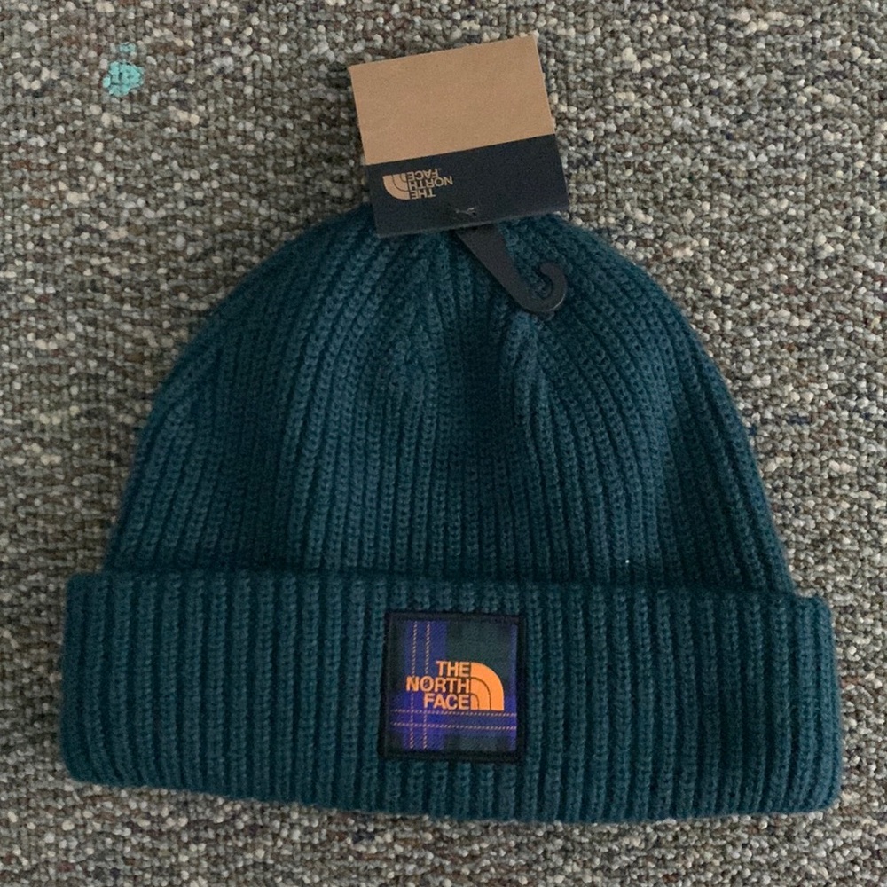 Dark Green North Face hat